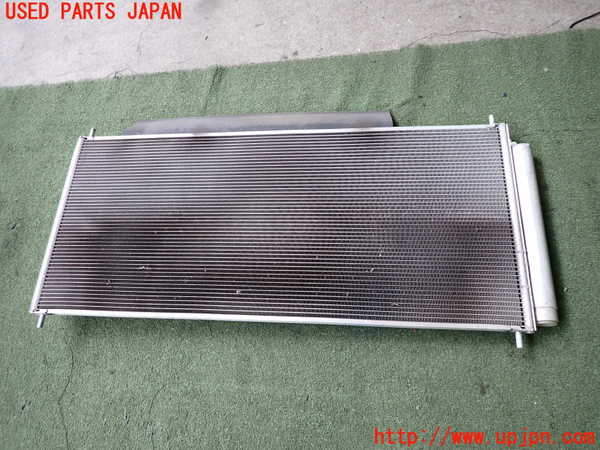 2UPJ-9240346031]フィット(Fit) ハイブリッド(e：HEV)(GP1)エアコンコンデンサー1 中古_2