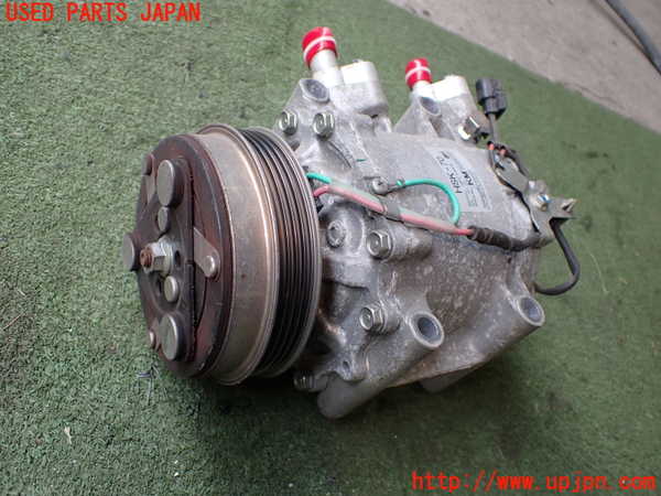 2UPJ-9240346025]フィット(Fit) ハイブリッド(e：HEV)(GP1)エアコンコンプレッサー 中古_3