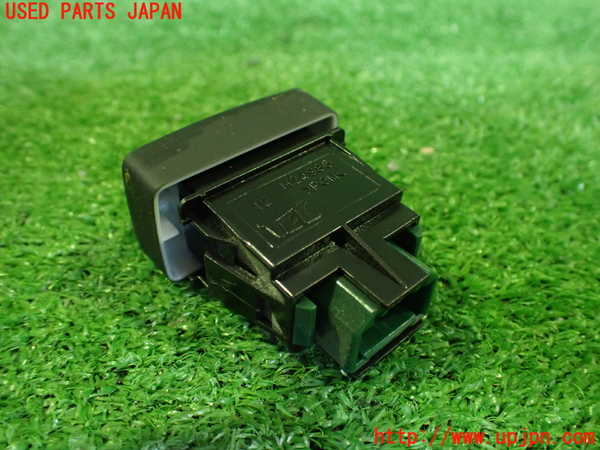 2UPJ-9240346306]フィット(Fit) ハイブリッド(e：HEV)(GP1)スイッチ1 (VSA OFF) 中古_3