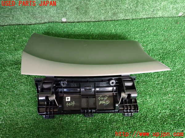 2UPJ-9240347516]フィット(Fit) ハイブリッド(e：HEV)(GP1)グローブボックス1 中古_3