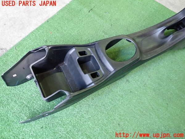 2UPJ-9240347540]フィット(Fit) ハイブリッド(e：HEV)(GP1)センターコンソール 中古_2