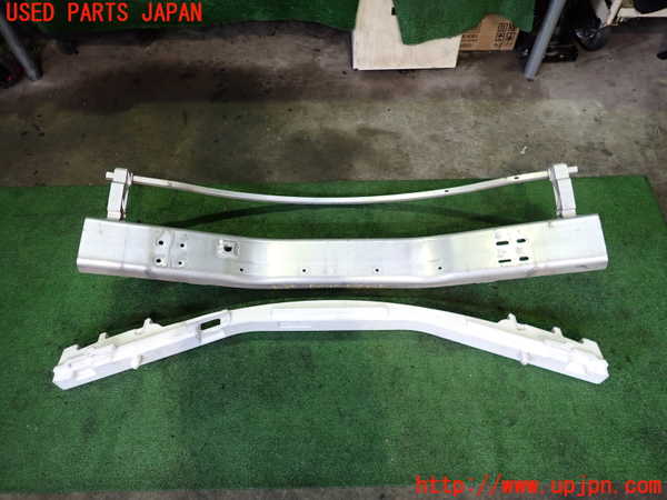 2UPJ-9240351014]フーガハイブリッド(HY51)フロントバンパーホースメント 中古_2