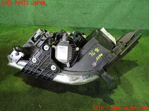2UPJ-9240351130]フーガハイブリッド(HY51)右ヘッドライト HID 中古_3