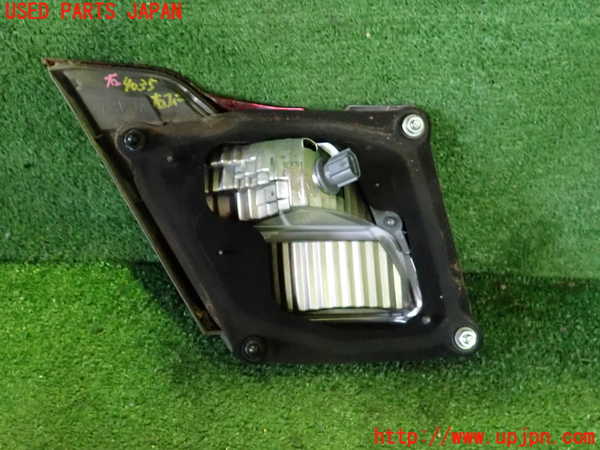 2UPJ-9240351550]フーガハイブリッド(HY51)右リアフィニッシャー 中古_2