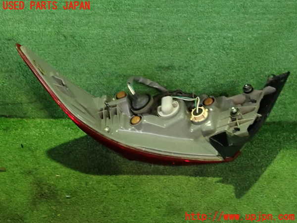 2UPJ-9240351536]フーガハイブリッド(HY51)左テールランプ 中古_3