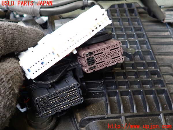 2UPJ-9240352010]フーガハイブリッド(HY51)エンジン VQ35HR 中古_4