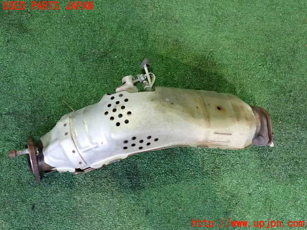 2UPJ-9240352661]フーガハイブリッド(HY51)触媒1 中古_2