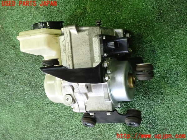 2UPJ-9240354250]フーガハイブリッド(HY51)パワステポンプ 中古_2