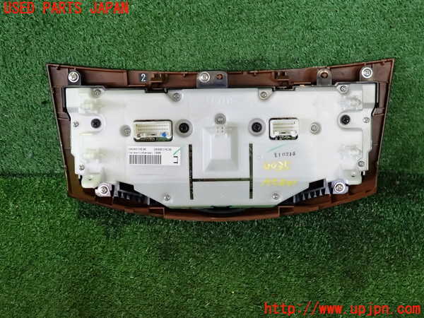 2UPJ-9240356066]フーガハイブリッド(HY51)エアコンスイッチ1 中古_2