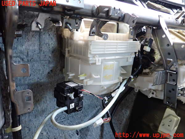 2UPJ-9240356095]フーガハイブリッド(HY51)ブロアファン(ブロアーファン) 中古_3