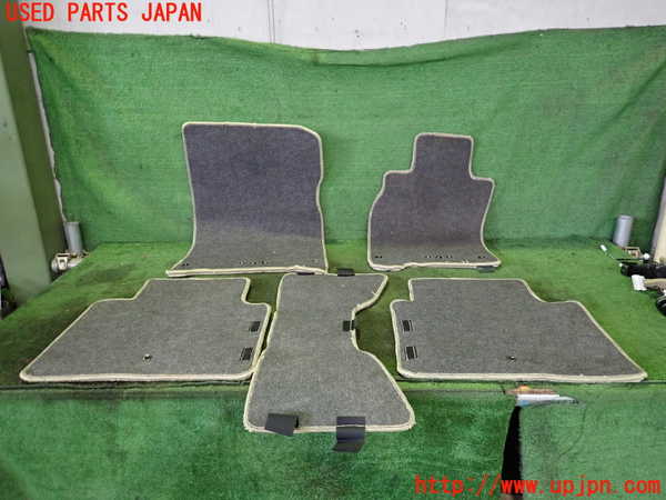 2UPJ-9240357800]フーガハイブリッド(HY51)フロアマット 中古_4