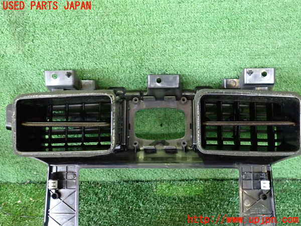 2UPJ-9240357526]フーガハイブリッド(HY51)エアコン吹き出し口1(真中) 中古_4