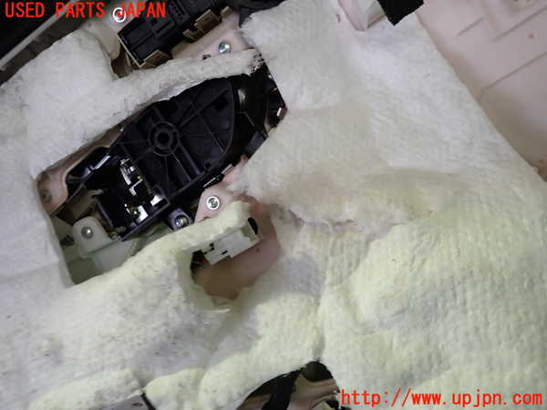 2UPJ-9240351234]フーガハイブリッド(HY51)右前ドア内張り 中古_5