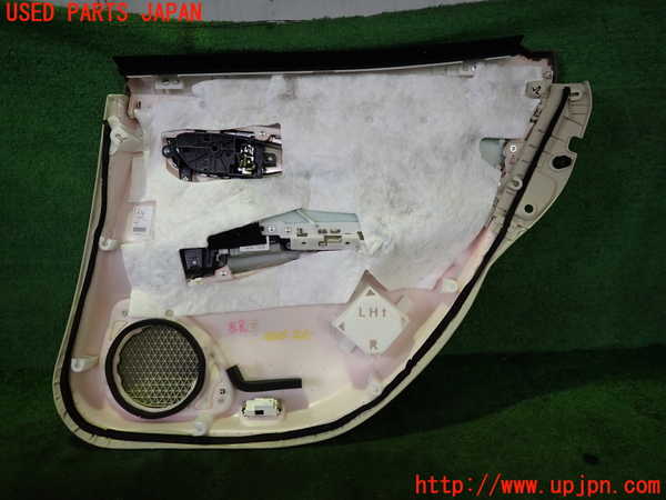 2UPJ-9240351324]フーガハイブリッド(HY51)左後ドア内張り 中古_3