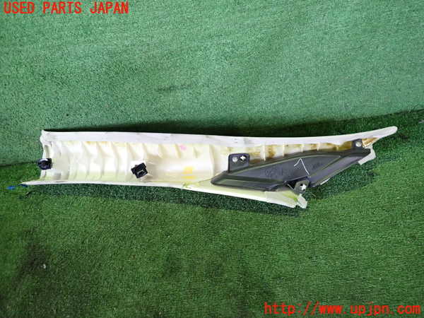 2UPJ-9240357655]フーガハイブリッド(HY51)右フロントピラートリム 中古_3