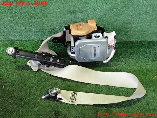 2UPJ-9240357075]フーガハイブリッド(HY51)助手席シートベルト 中古_2