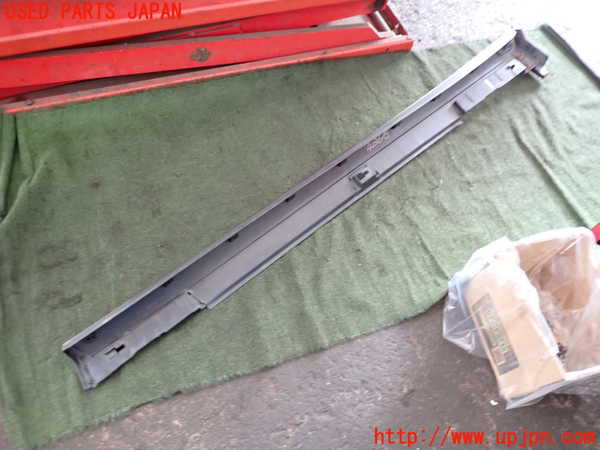 2UPJ-9240361390]CX-3(DK5FW)右サイドステップ 中古_4