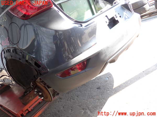 2UPJ-9240361610]CX-3(DK5FW)リアバンパー 中古_2