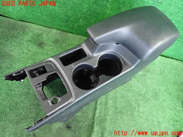 2UPJ-9240377540]CX-5(KE2AW)センターコンソール 中古_3