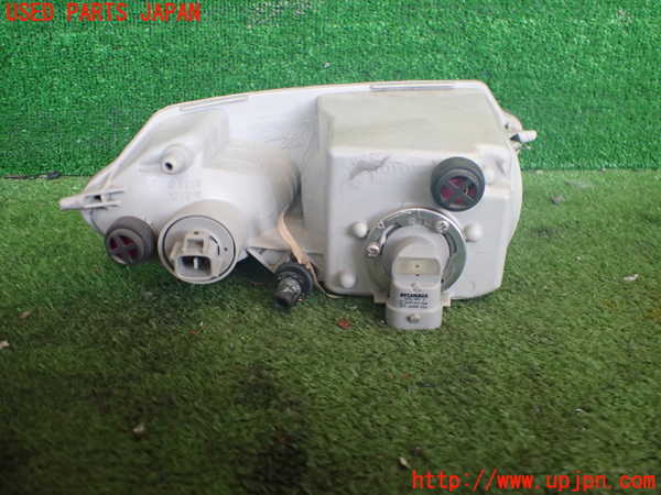 2UPJ-9240381182]セルシオ(UCF31)左フォグ 中古_2