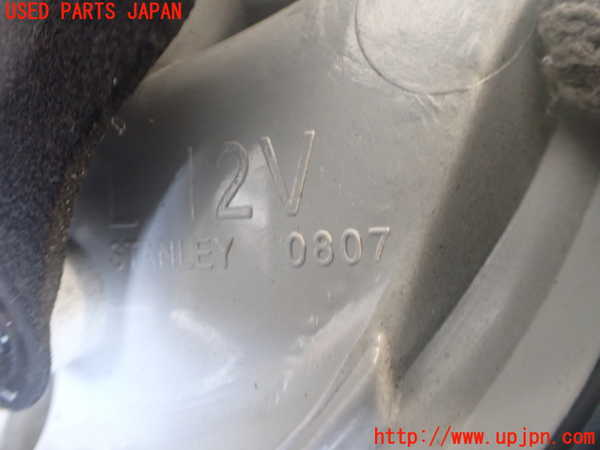 2UPJ-9240381536]セルシオ(UCF31)左テールランプ 中古_3