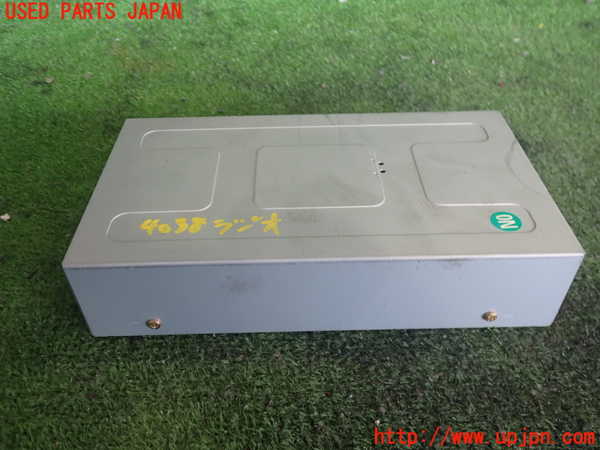 2UPJ-9240386470]セルシオ(UCF31)ラジオ 中古_2