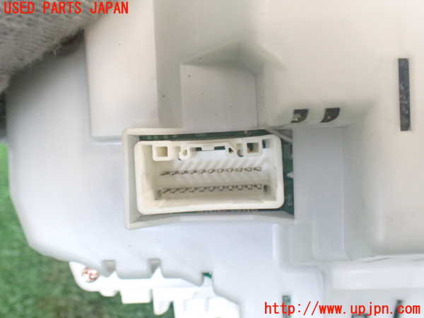 2UPJ-9240386170]セルシオ(UCF31)スピードメーター 中古_3