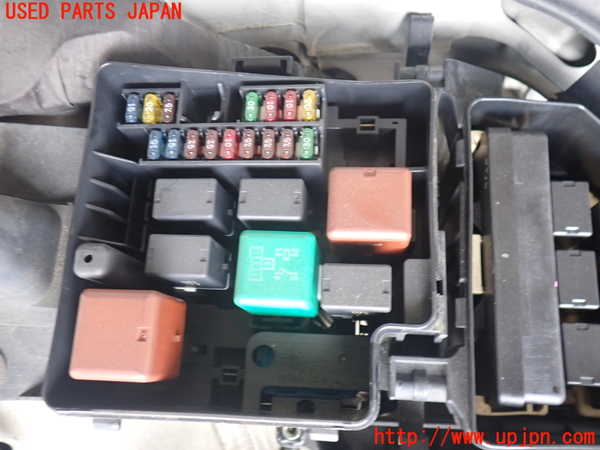 2UPJ-9240386742]セルシオ(UCF31)ヒューズボックス2 中古_3