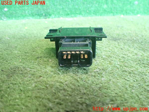 2UPJ-9240386290]セルシオ(UCF31)ハザードスイッチ 中古_2