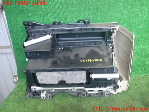 2UPJ-9240387516]セルシオ(UCF31)グローブボックス1 中古_5