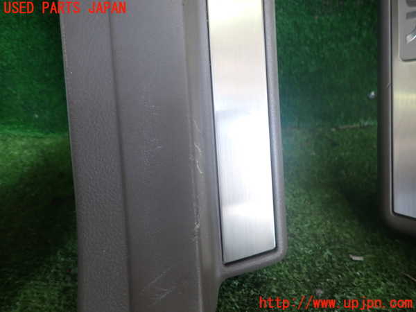 2UPJ-9240387740]セルシオ(UCF31)スカッフプレート 中古_2