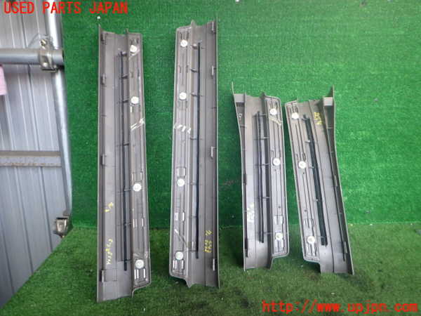 2UPJ-9240387740]セルシオ(UCF31)スカッフプレート 中古_4