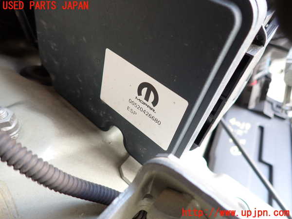 2UPJ-9240394040]アバルト・595(31214T)ABSアクチュエーター 中古_2
