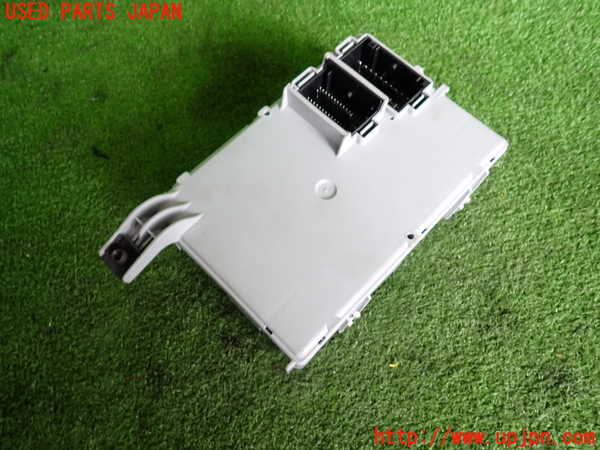 2UPJ-9240396742]アバルト・595(31214T)ヒューズボックス2 中古_2
