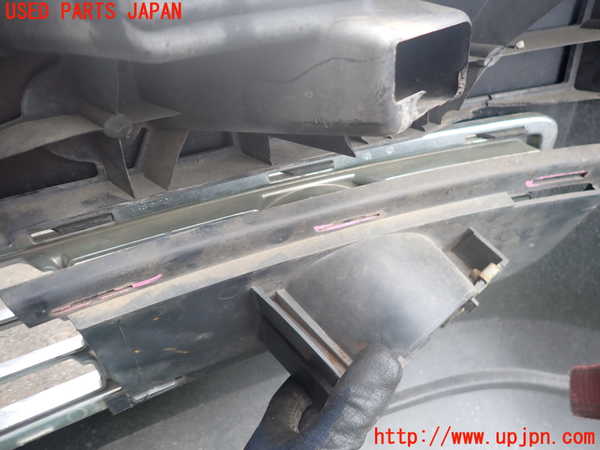 2UPJ-9240401010]リンカーン・ナビゲーター(不明)フロントバンパー (ジャンク品) 中古_5