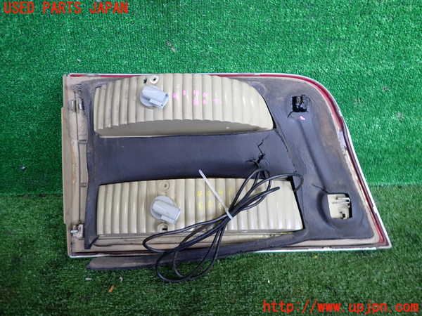 2UPJ-9240401550]リンカーン・ナビゲーター(不明)右リアフィニッシャー (ジャンク品) 中古_3