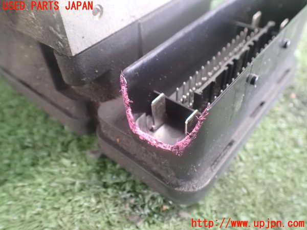 2UPJ-9240404040]リンカーン・ナビゲーター(不明)ABSアクチュエーター (ジャンク品) 中古_2