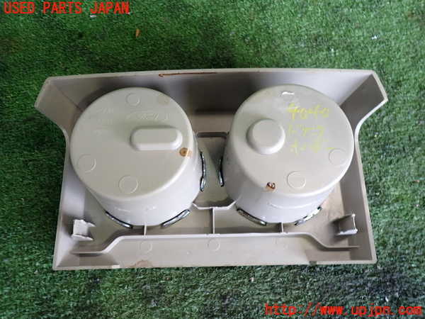 2UPJ-9240407810]リンカーン・ナビゲーター(不明)ドリンクホルダー 中古_2