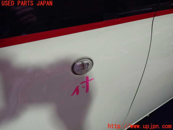 2UPJ-9240411082]アバルト・595(312142)左前フェンダー 中古_3