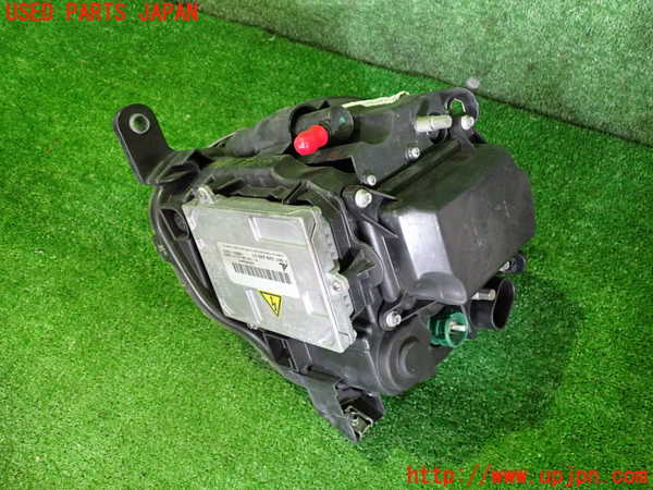 2UPJ-9240411130]アバルト・595(312142)右ヘッドライト HID 中古_2