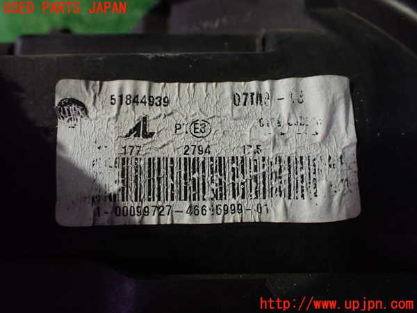 2UPJ-9240411132]アバルト・595(312142)左ヘッドライト HID 中古_3