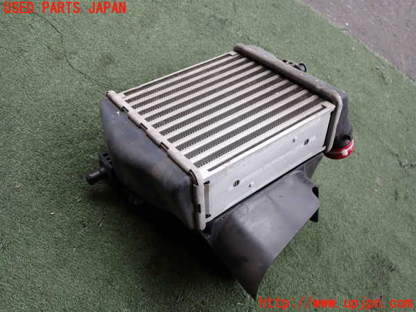 2UPJ-9240412452]アバルト・595(312142)インタークーラー2 中古_3