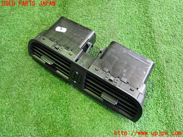 2UPJ-9240417526]アバルト・595(312142)エアコン吹き出し口1(真中) 中古_2