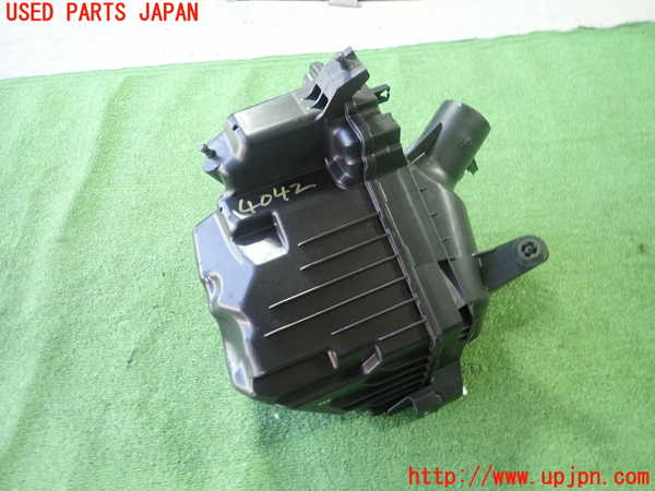 1UPJ-9240422560]MIRAI(ミライ)(JPD20)エアクリーナーボックス 中古_2