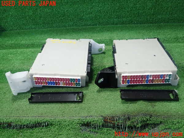 1UPJ-9240426742]MIRAI(ミライ)(JPD20)ヒューズボックス2 中古_3