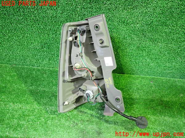 1UPJ-9240431530]ソリオ バンディット(MA36S)右テールランプ 中古_2