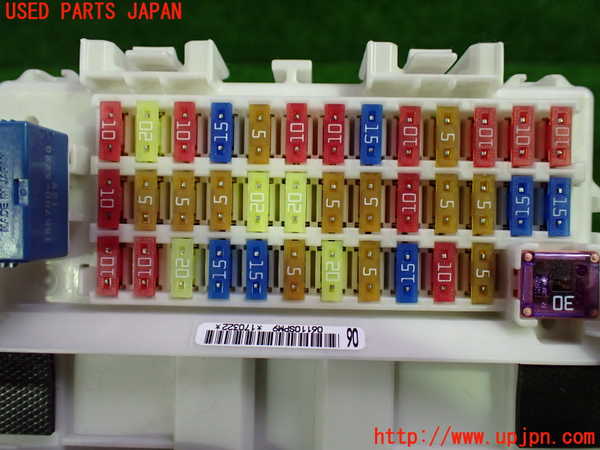 1UPJ-9240436741]ソリオ バンディット(MA36S)ヒューズボックス1(室内助手席側) 中古_3