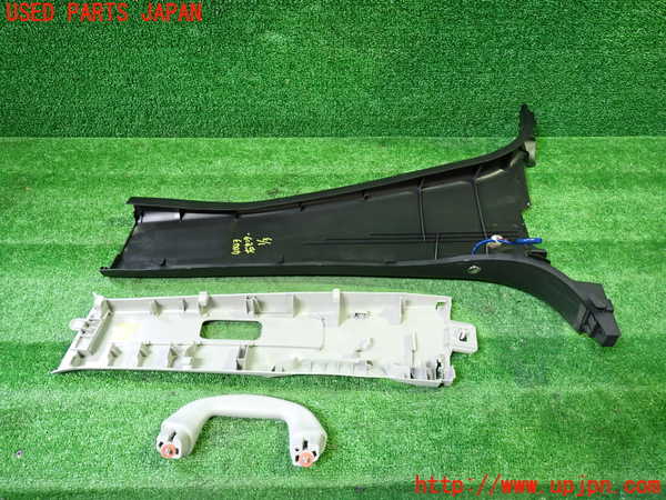 1UPJ-9240437665]ソリオ バンディット(MA36S)右センターピラートリム 中古_2