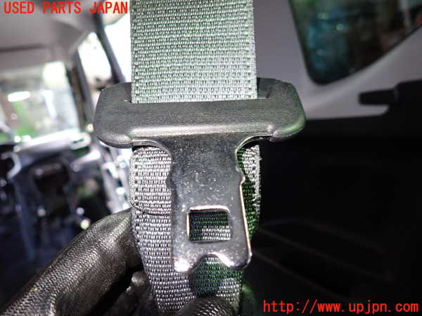 1UPJ-9240437135]ソリオ バンディット(MA36S)真中2列目シートベルト 中古_2