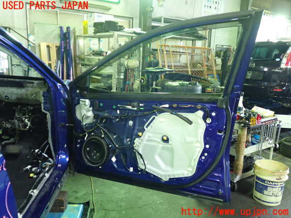 1UPJ-9240441230]カムリハイブリッド(AXVH70)右前ドア AGC M2H5 中古_5